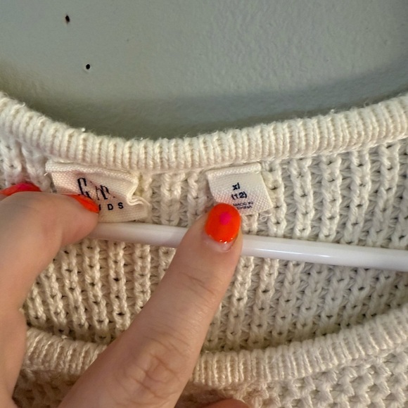 Gap Cream Sweater with Sequin Dog Design 12 - Picture 3 of 5